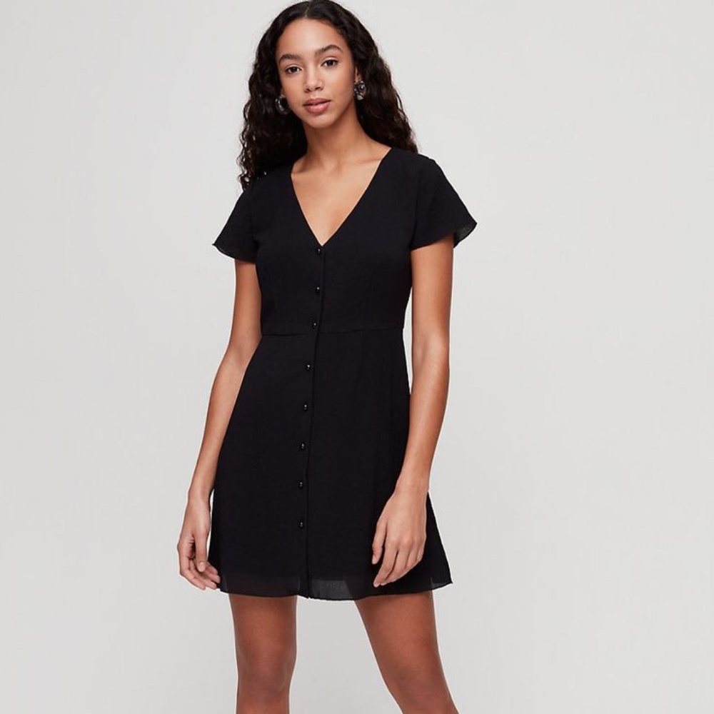 Wilfred Nazaire Dress 2 button-up mini aritzia black lbd fit and flare v-neck